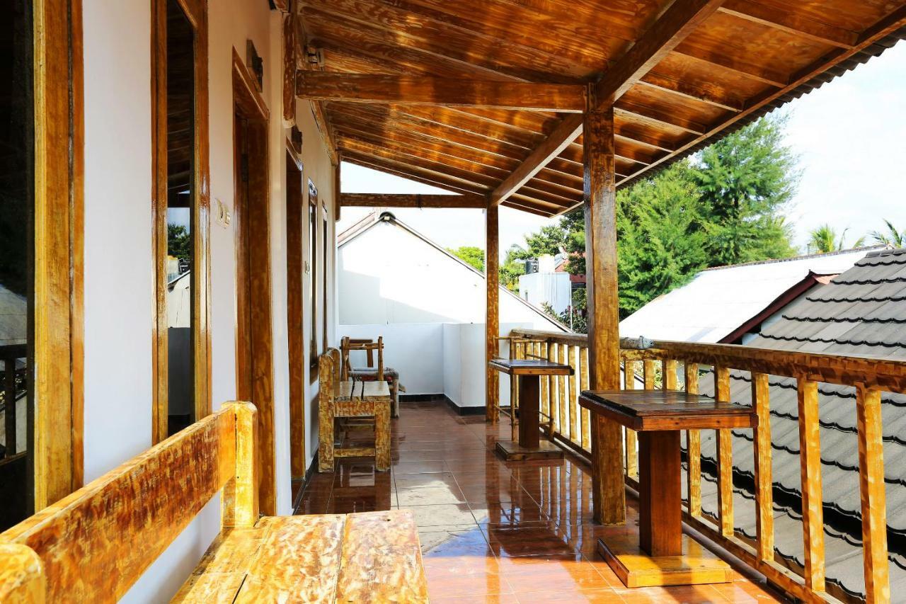Oyo 1408 Coral Choice Gili Trawangan Hotel Bagian luar foto
